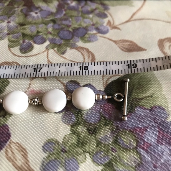 WHITE NECKLACES (2) - Picture 6 of 10